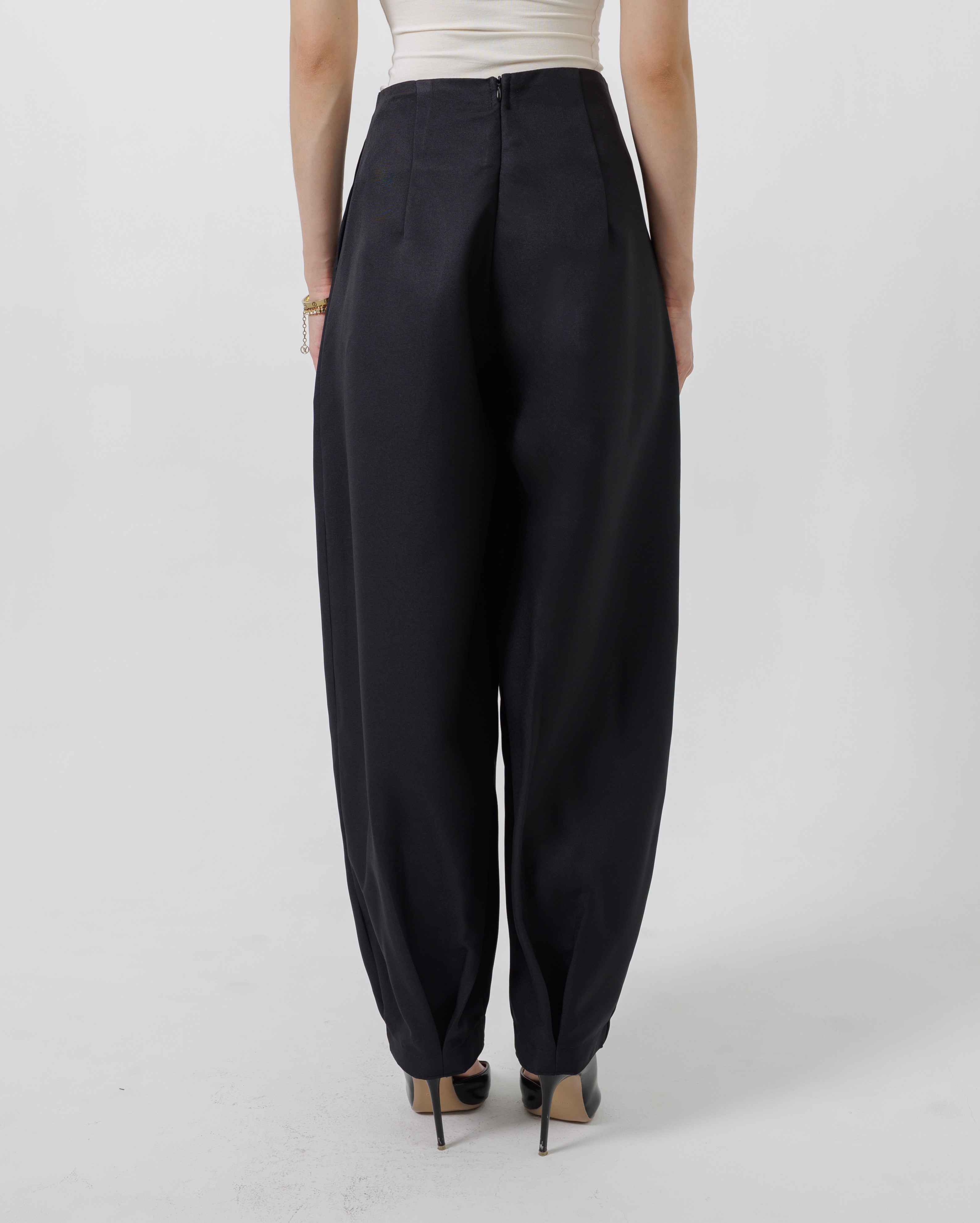 Poppy Top & Ronald Pants In Black