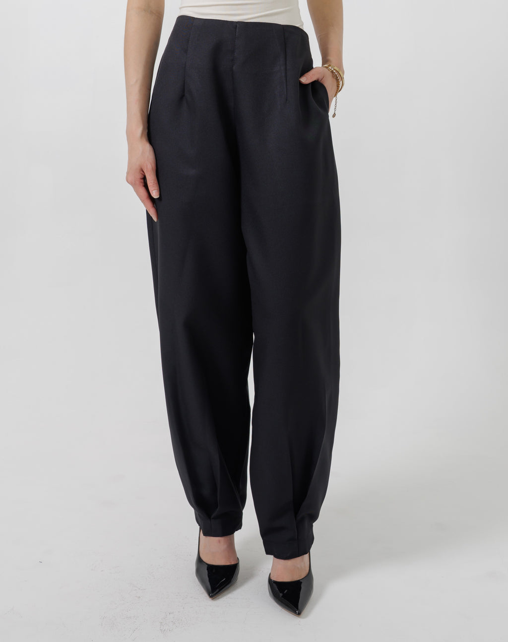 Siena Vest & Ronald Pants In Black