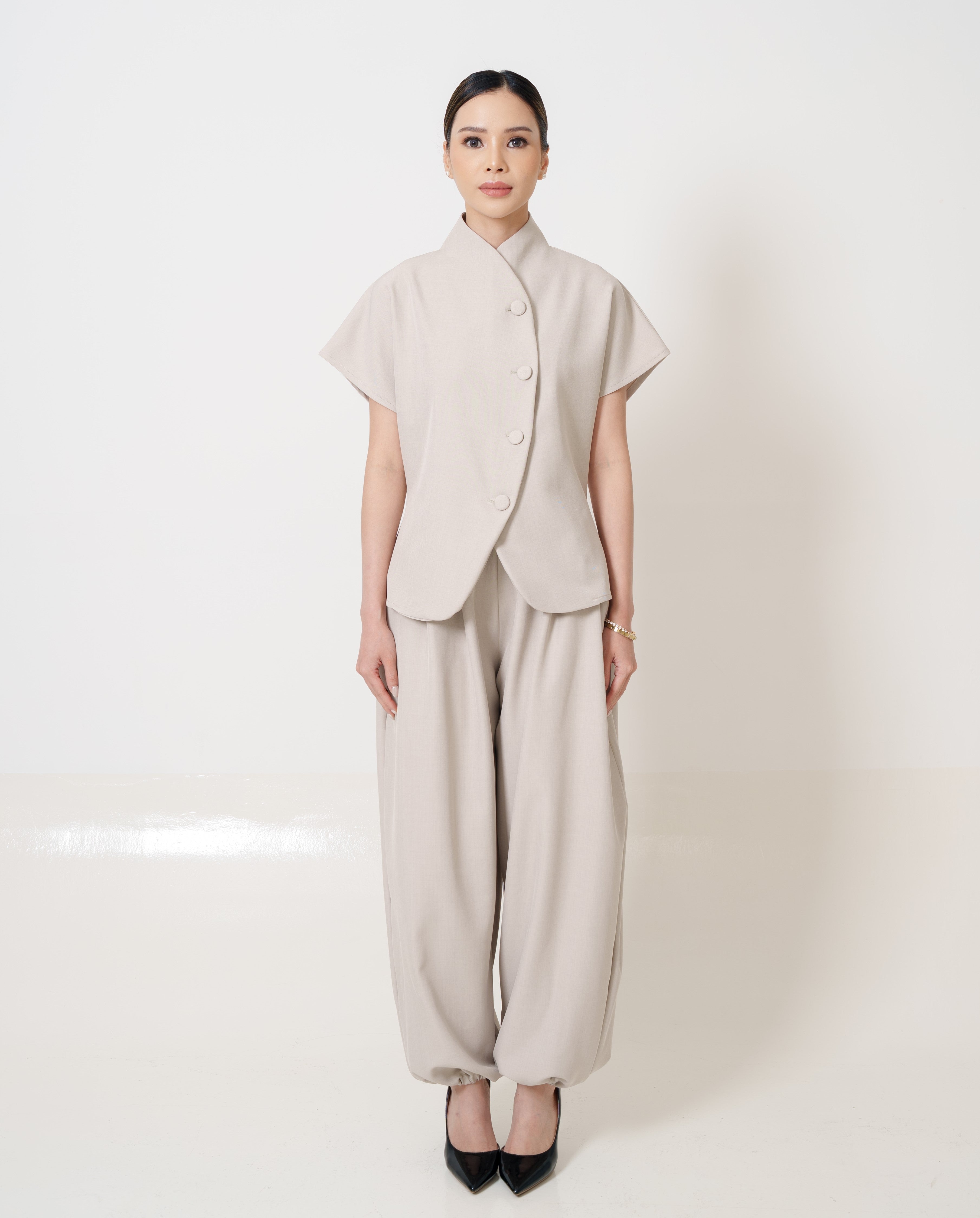 Avani Top & Daniel Pants In Beige