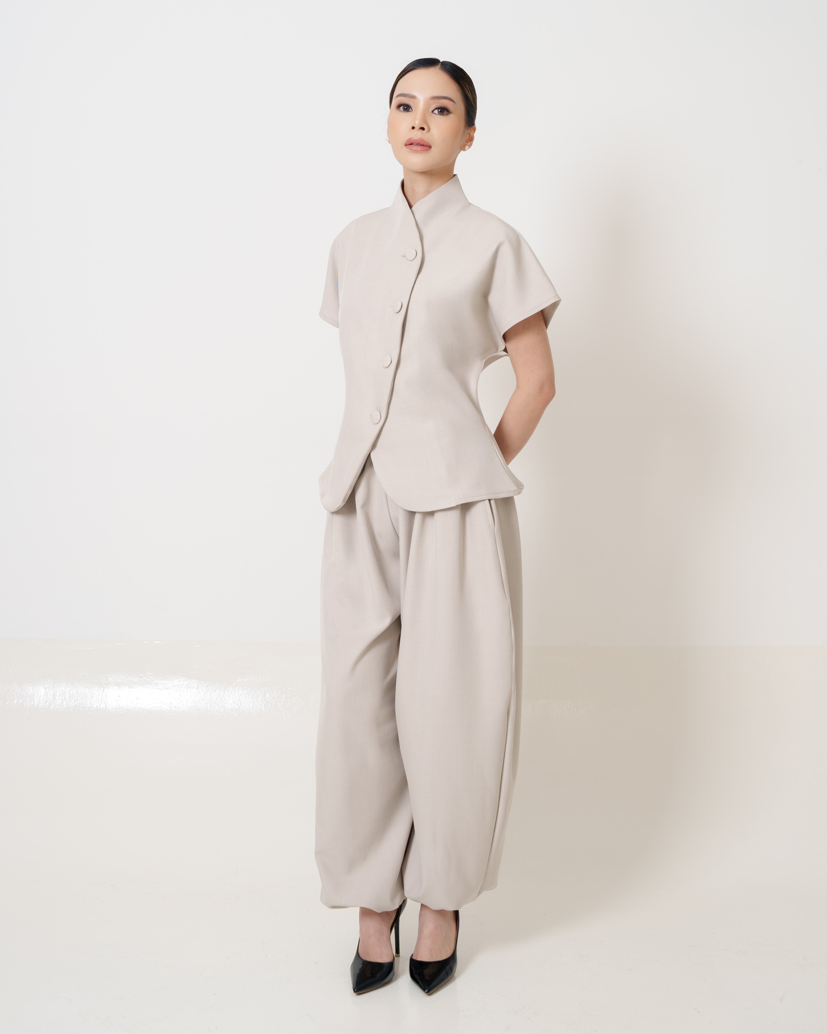 Avani Top & Daniel Pants In Beige