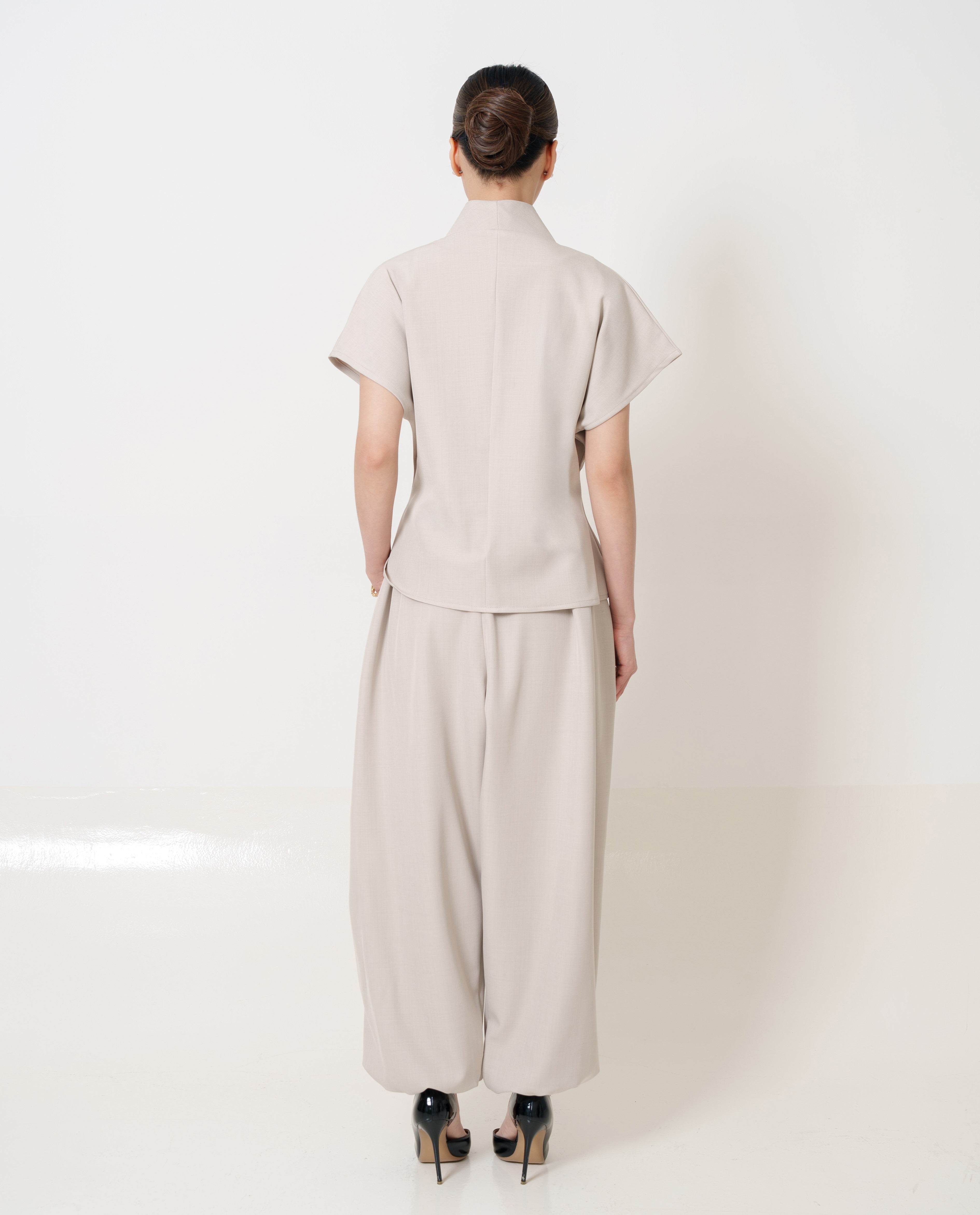 Avani Top & Daniel Pants In Beige