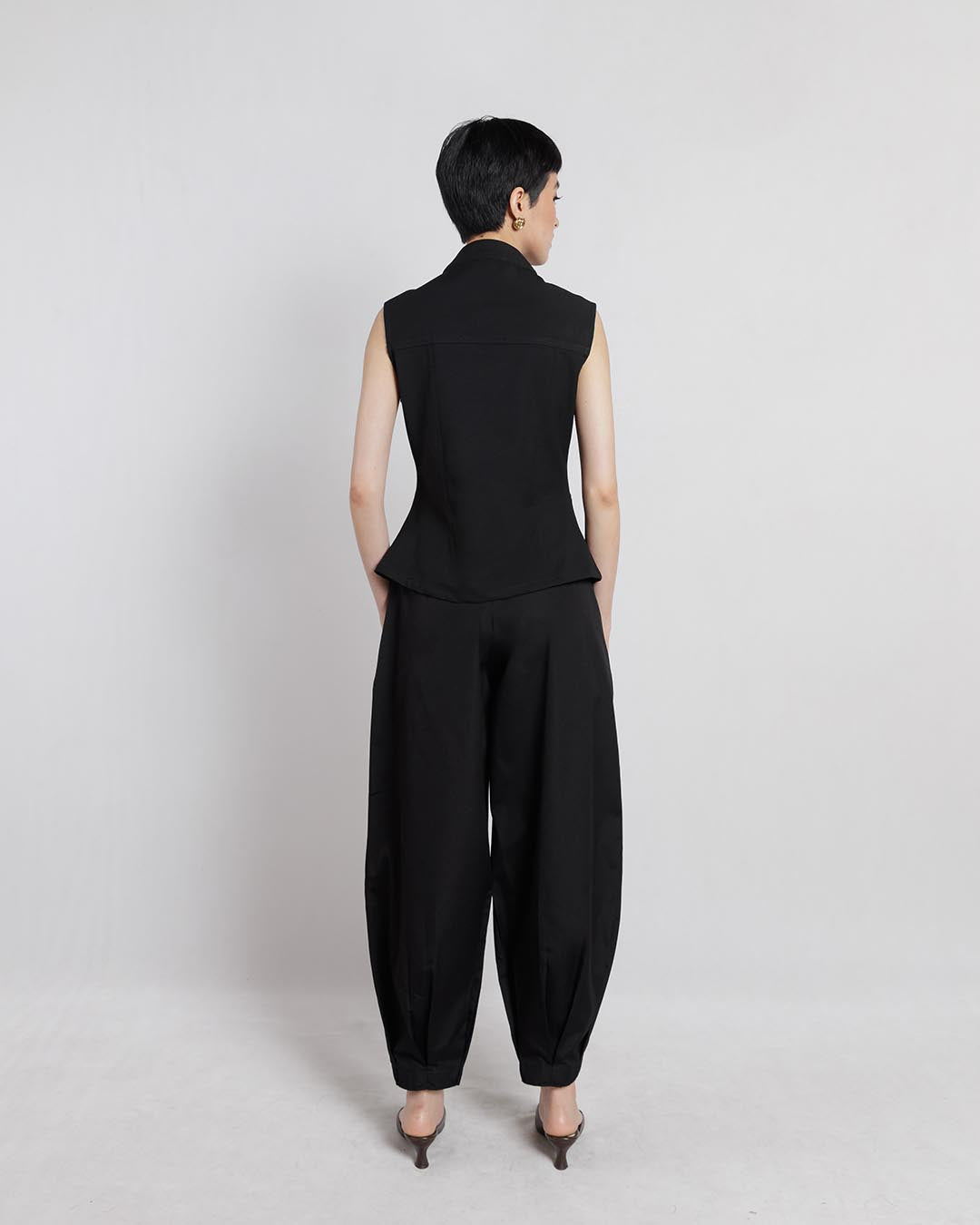 Siena Vest & Ronald Pants In Black