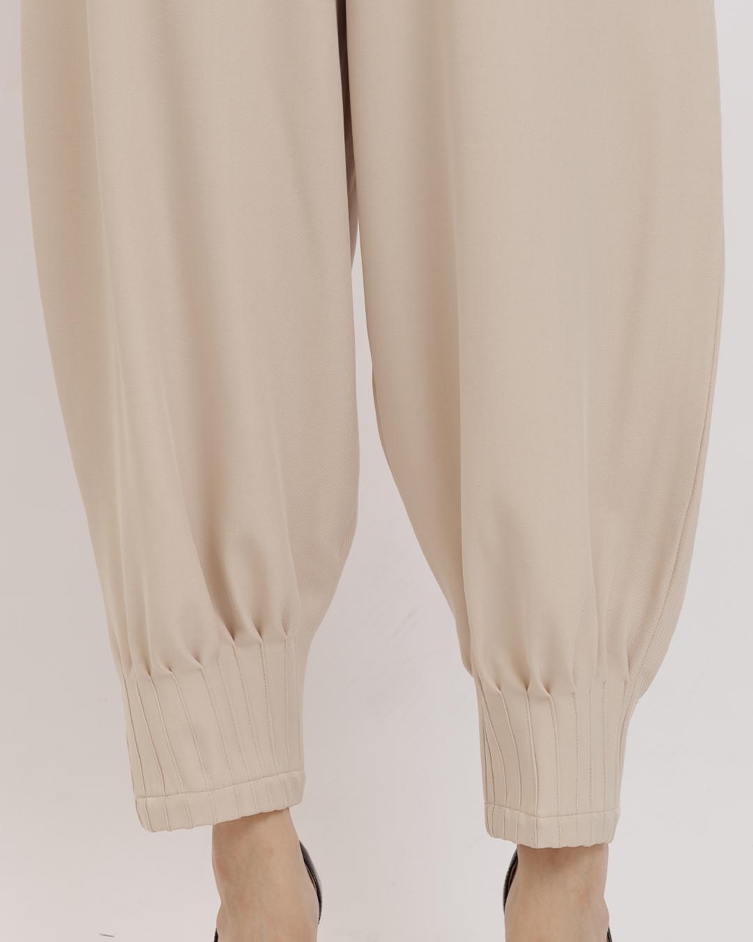 Levin Pants